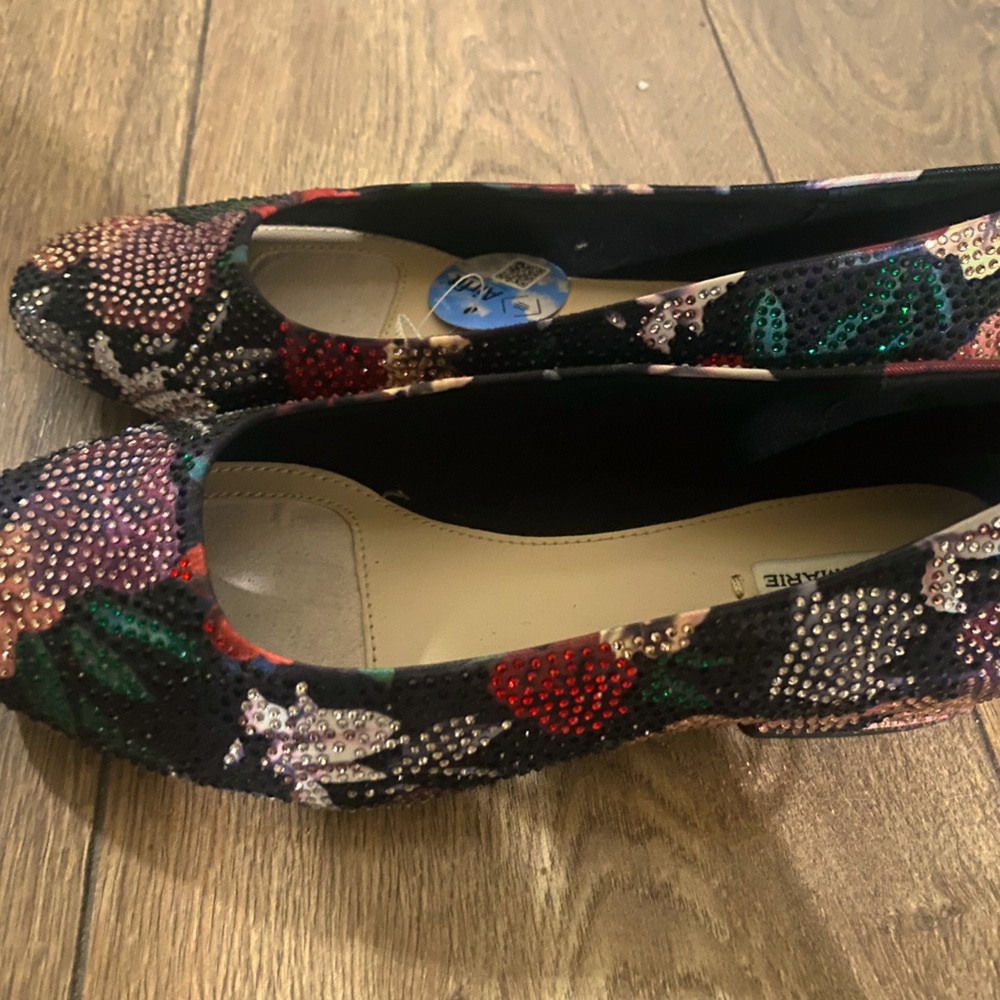 Chic BEJEWELED ballerina slippers by Alex Marie with AIRLIFT comfort in 6.5!